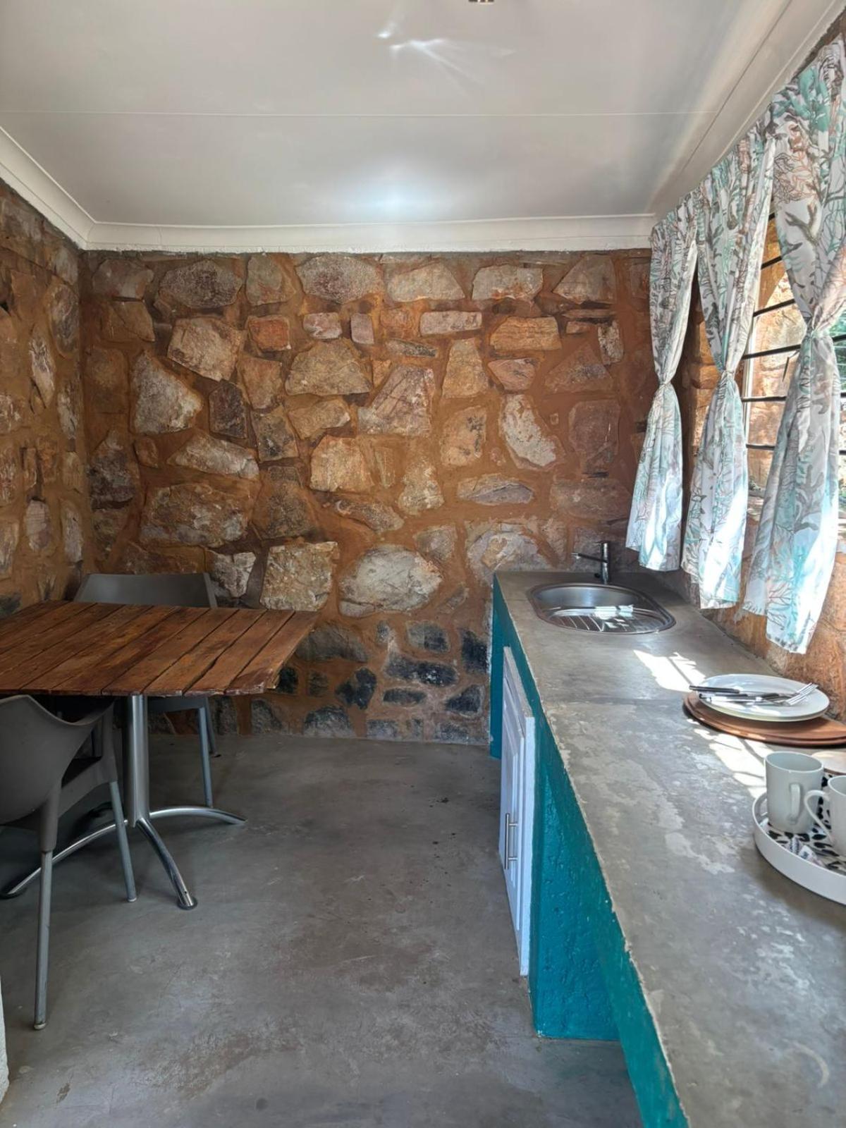 Katima Mountain View * Hartbeespoort
